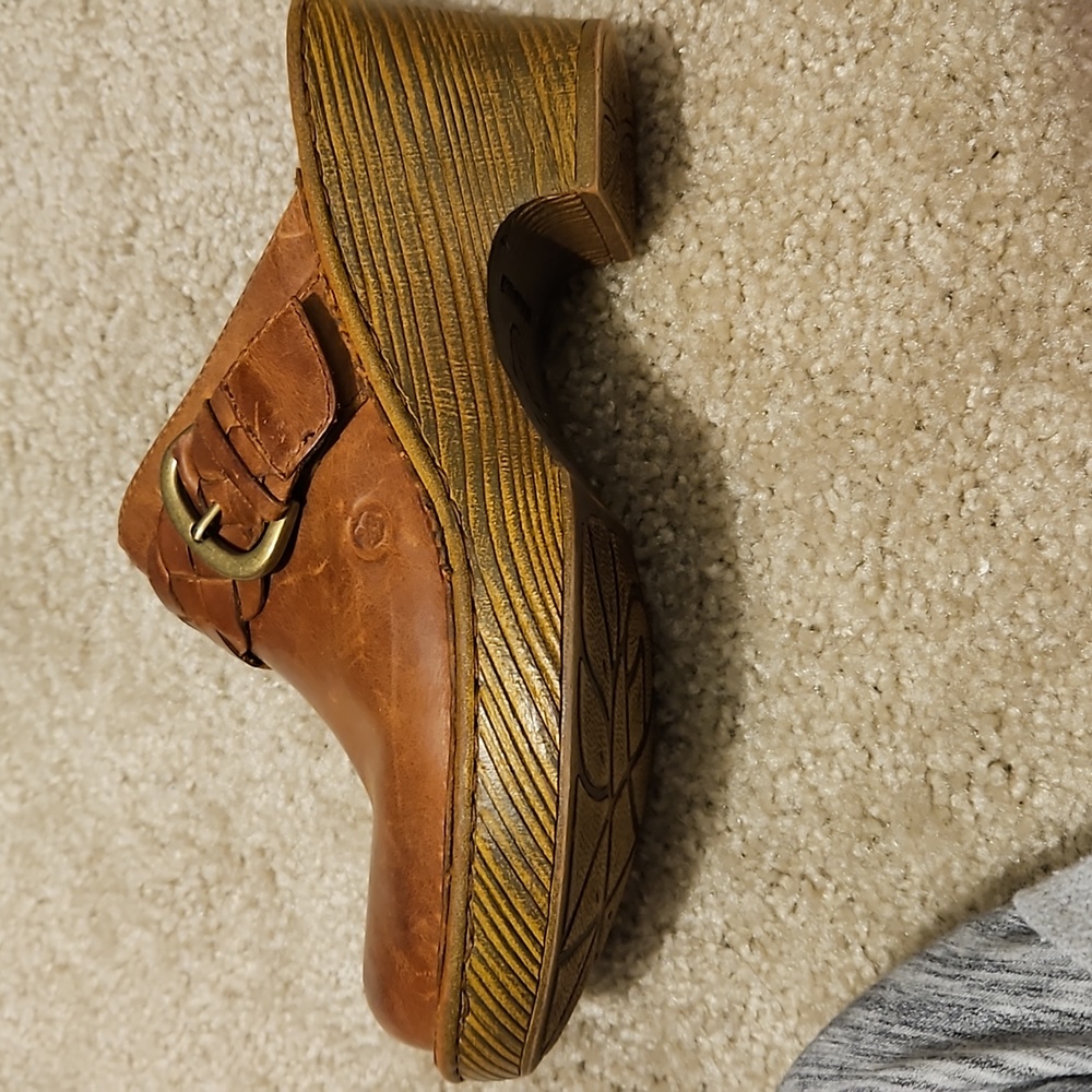 Slip on boots